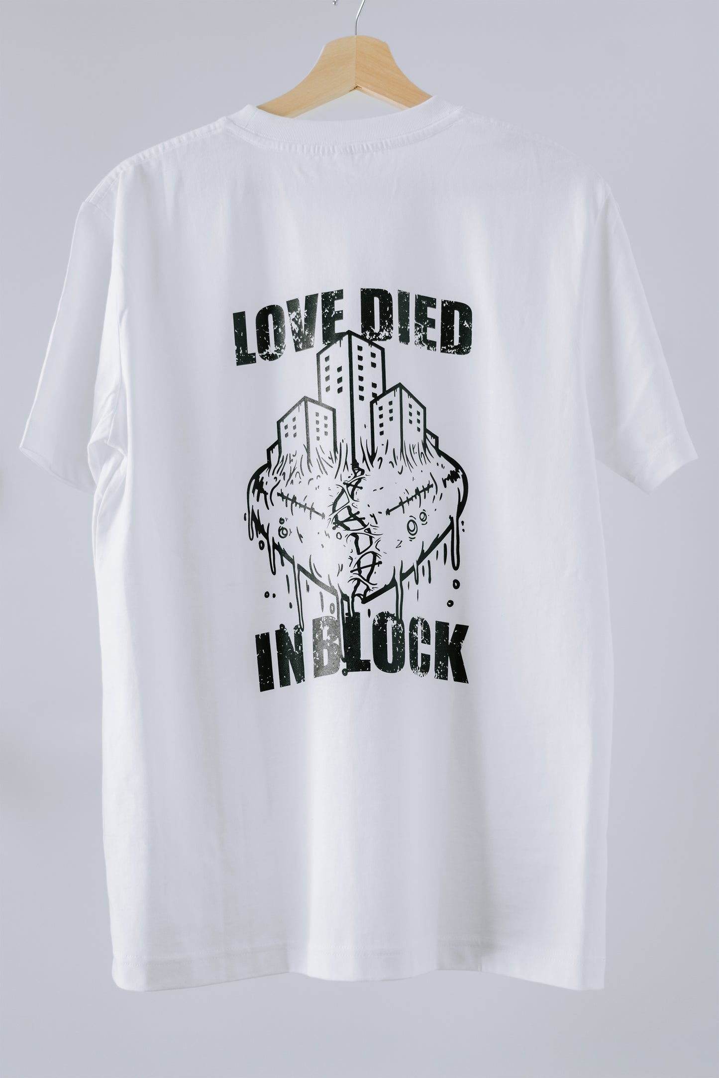 LOVEDIEDINBLOCK – Signature Tee White